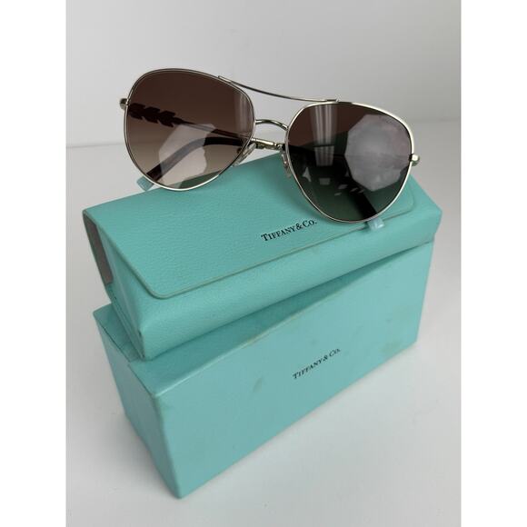 Tiffany & Co. TF3083B Aviator Sunglasses – Brown Lens with Gold Frame main image 7